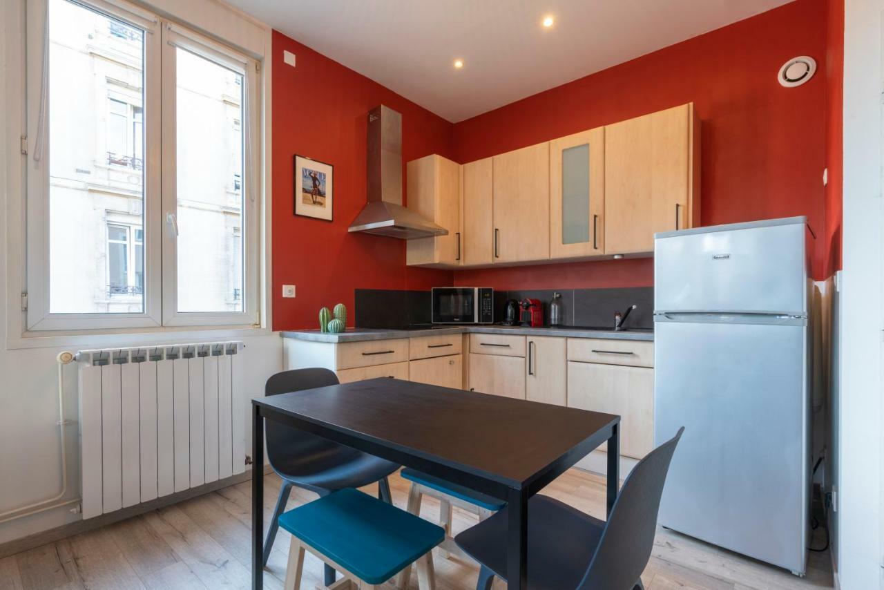 Appartement Studio Craffe Nancy - Calme Cosy Lumineux et Parking Extérieur photo